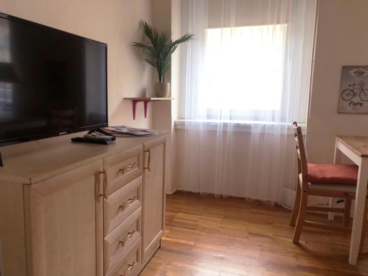 V57 Apartment Oktogon Budapest Kültér fotó