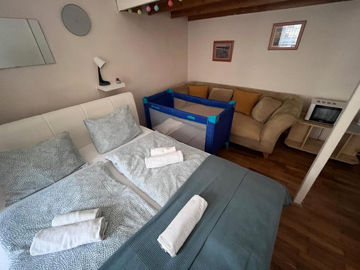 V57 Apartment Oktogon Budapest Kültér fotó